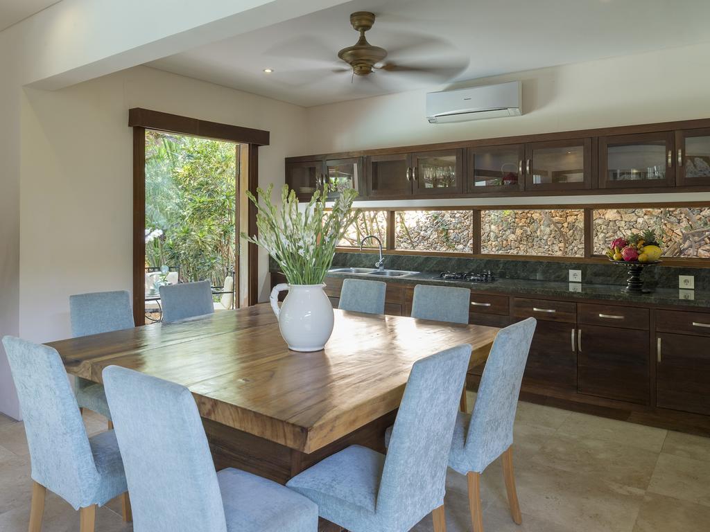 Lataliana Villas Seminyak Habitación foto